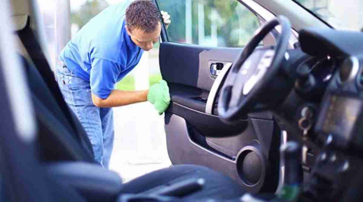 How to Remove Dust from Car Interior Permanently