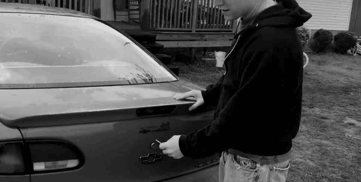 how to open a trunk without key from the outside