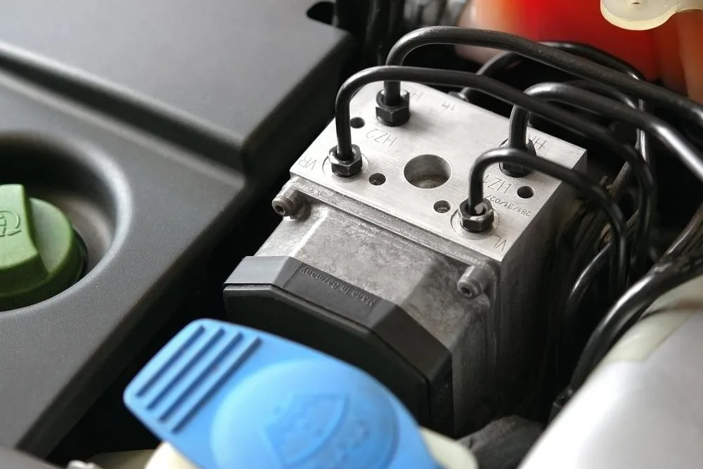 ABS control module to fix Jeep Wrangler's light on