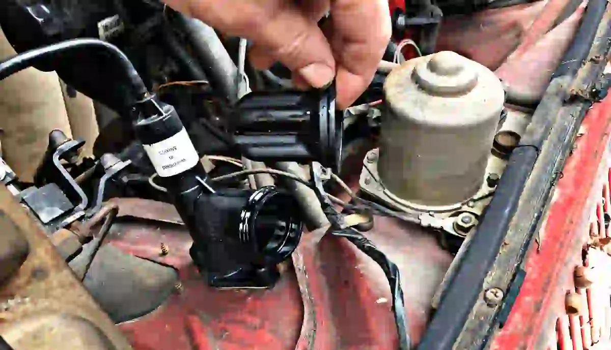 5 Air in Clutch Master Cylinder Symptoms [Replacement Cost]